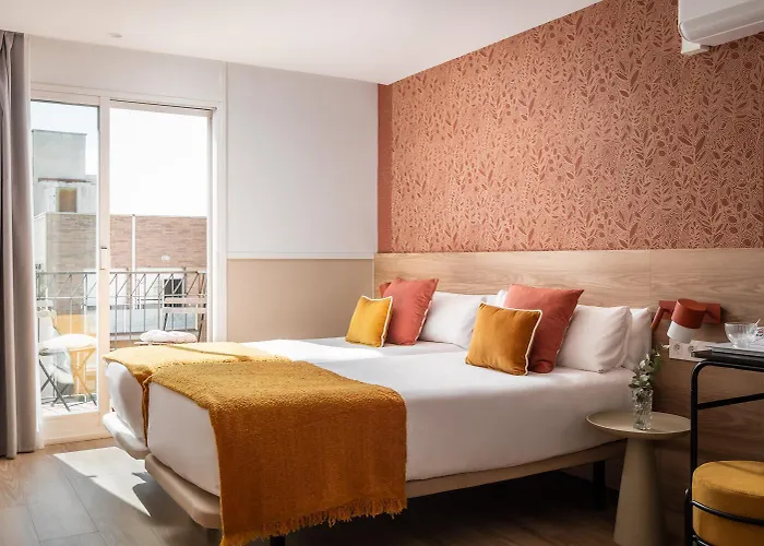 Bypillow House מלון