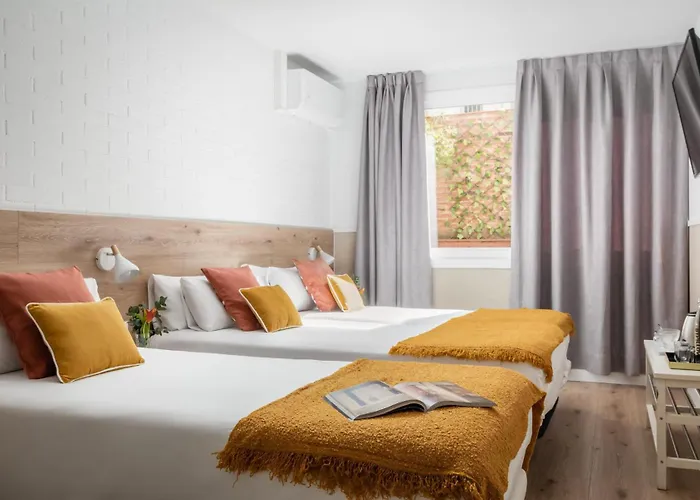 Bypillow House Hotel