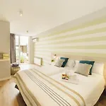 Bypillow House Hotel