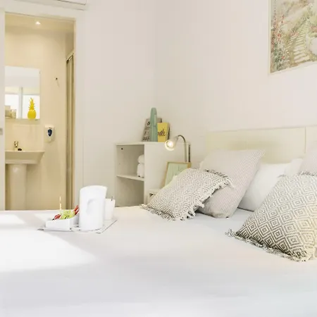 Bypillow House *